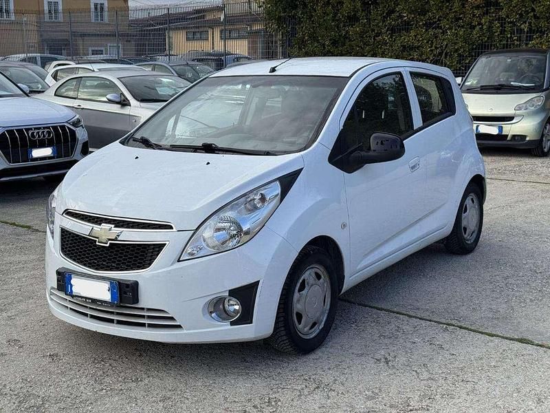 Usata Chevrolet Spark 68 CV (50 kW) 2012 Bianco Utilitaria