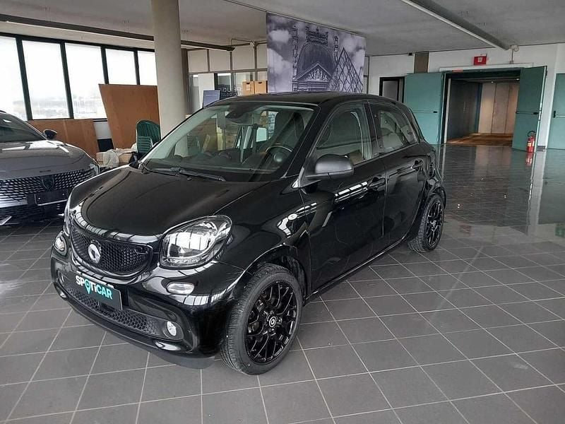 Usata Smart ForFour Superpassion 71 CV (52 kW) 2018 Nero Utilitaria