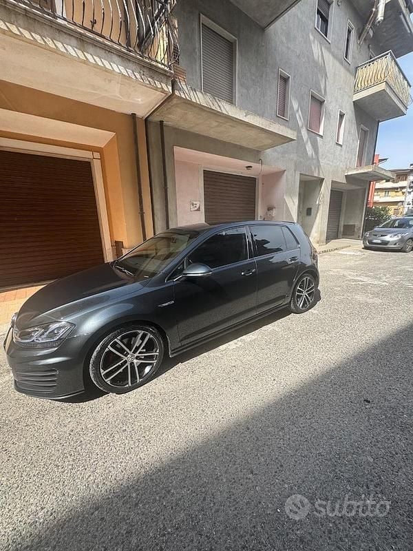 Usata VW Golf VII GTD 184 CV (135 kW) 2016 Utilitaria