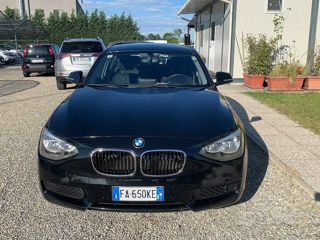 Usata BMW 116 Efficient Dynamics 136 CV (100 kW) 2012 Nero Utilitaria