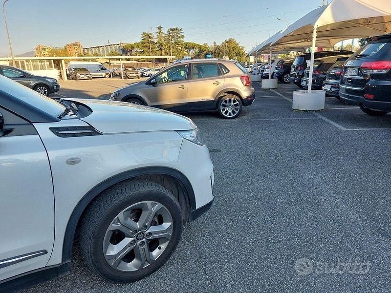 Usata Suzuki Vitara 120 CV (88 kW) 2016 Bianco SUV