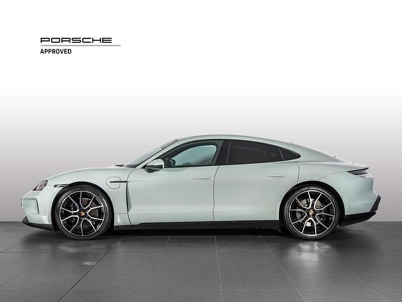 Usata Porsche Taycan Performance Package 319 kW (435 CV) 2024 Shade green Berlina