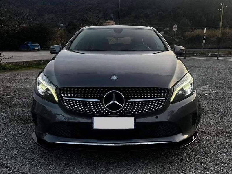 Usata Mercedes A200 Premium 136 CV (100 kW) 2016 Grigio Berlina