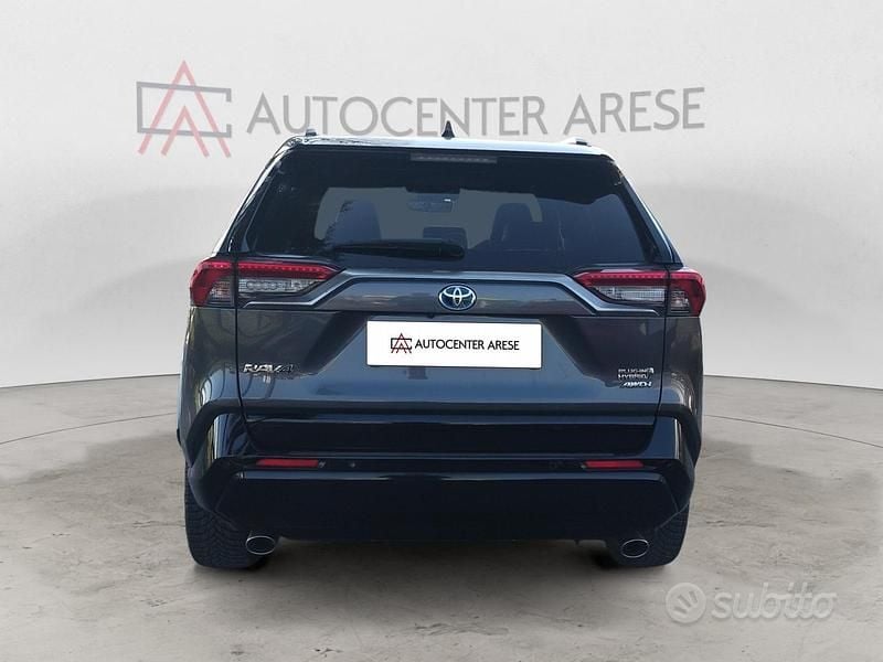 Usata Toyota RAV4 Hybrid Style 185 CV (136 kW) 2021 Grigio SUV