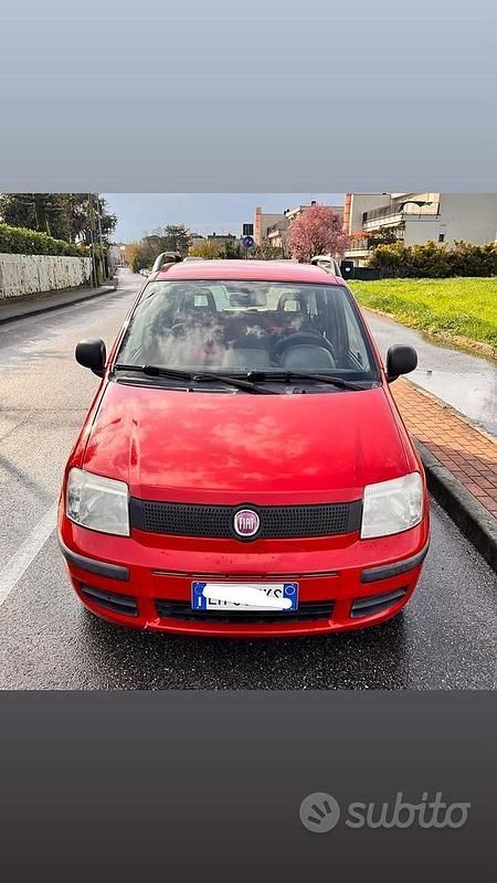 Usata Fiat Panda Emotion 69 CV (50 kW) 2011 Utilitaria