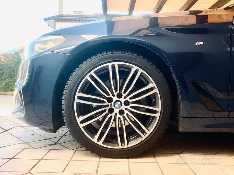 Usata BMW 520 M Sport 190 CV (139 kW) 2018 Blu Station wagon