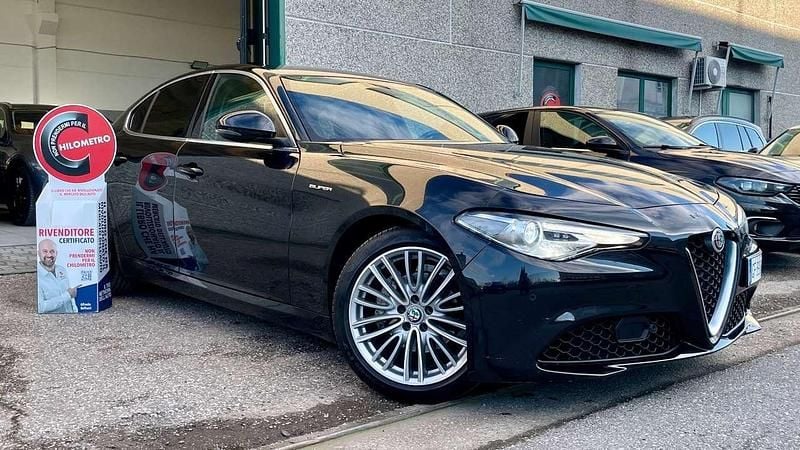 Usata Alfa Romeo Giulia Super 210 CV (154 kW) 2021 Nero Berlina