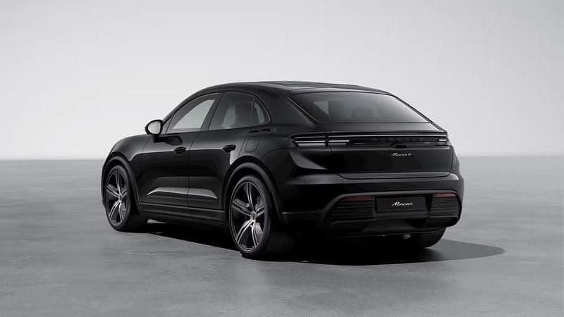 Usata Porsche Macan 284 kW (387 CV) 2025 Nero SUV