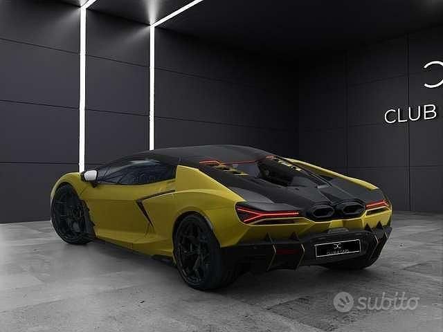 Nuova Lamborghini Revuelto 825 CV (606 kW) 2025 Giallo Coupé