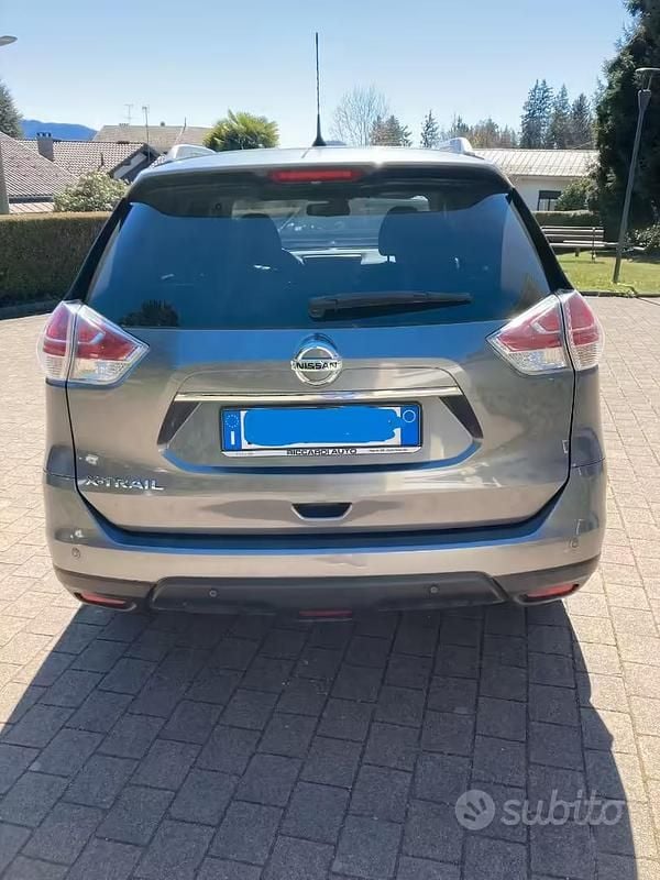 Usata Nissan X-Trail 131 CV (96 kW) 2015 Grigio SUV