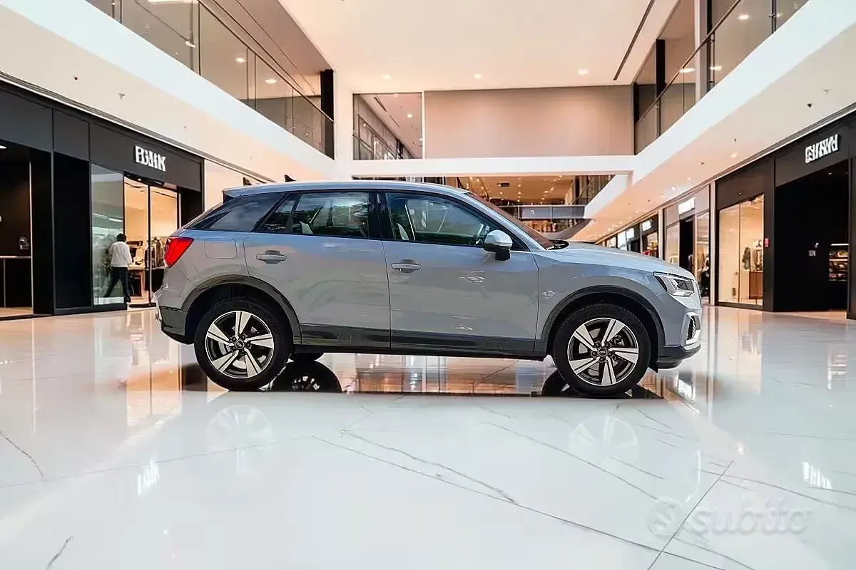 Usata Audi Q2 Advanced 150 CV (110 kW) 2024 Grigio SUV