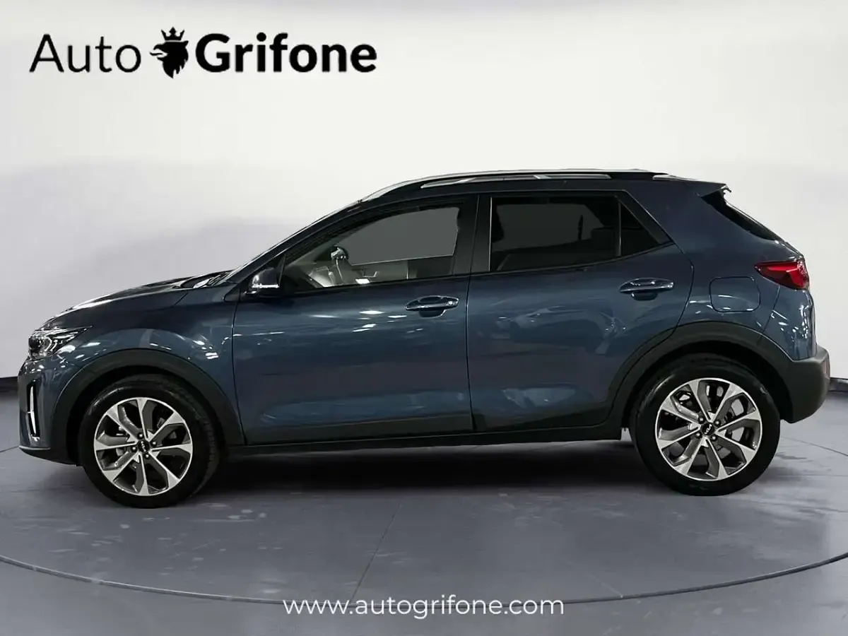 Usata Kia Stonic Style 120 CV (88 kW) 2023 Blu/azzurro SUV