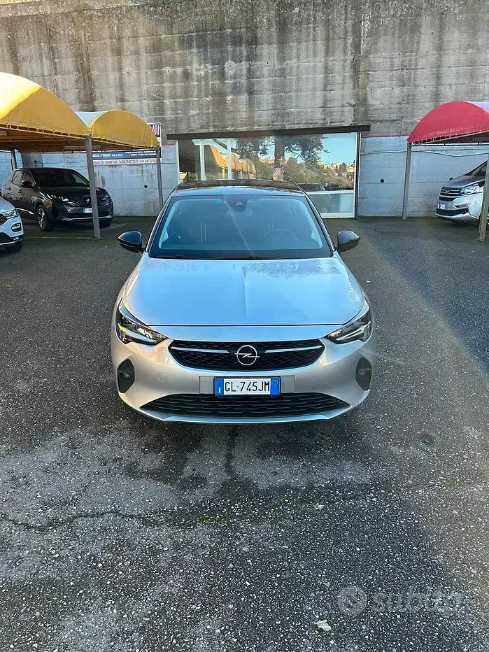 Usata Opel Corsa GS Line 102 CV (75 kW) 2022 Grigio Utilitaria
