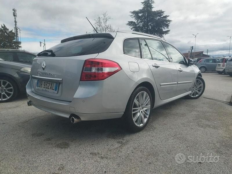 Usata Renault Laguna III GT 180 CV (132 kW) 2012 Grigio Station wagon