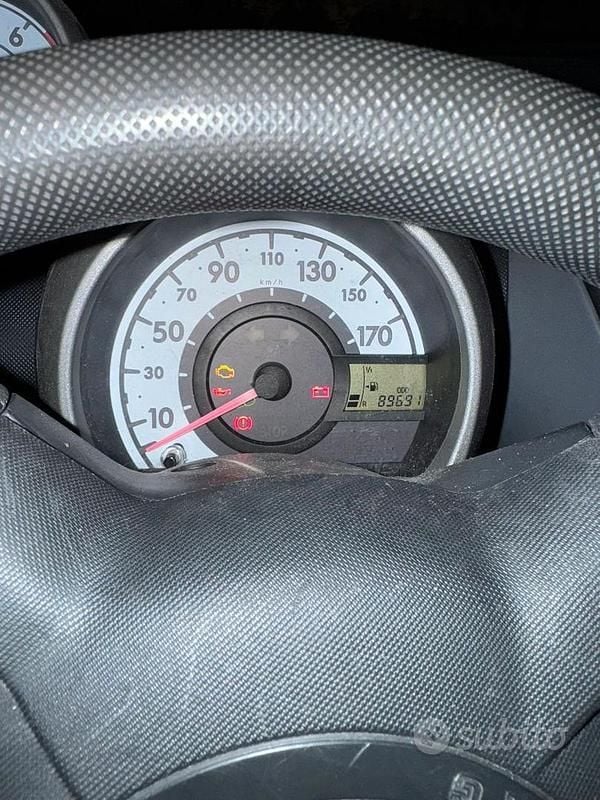 Usata Citroën C1 68 CV (50 kW) 2007 Grigio Utilitaria