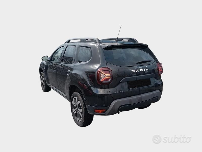 Usata Dacia Duster Journey 101 CV (74 kW) 2023 Nero SUV