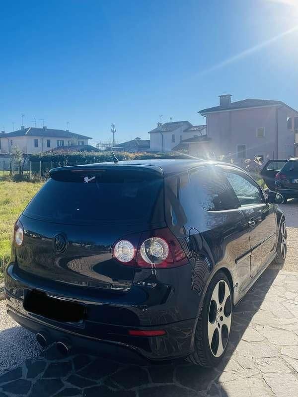 Usata VW Golf V GTI 200 CV (147 kW) 2007 Berlina
