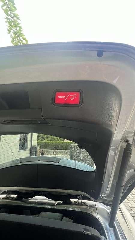 Usata Mercedes GLA200 Premium 136 CV (100 kW) 2017 Argento SUV