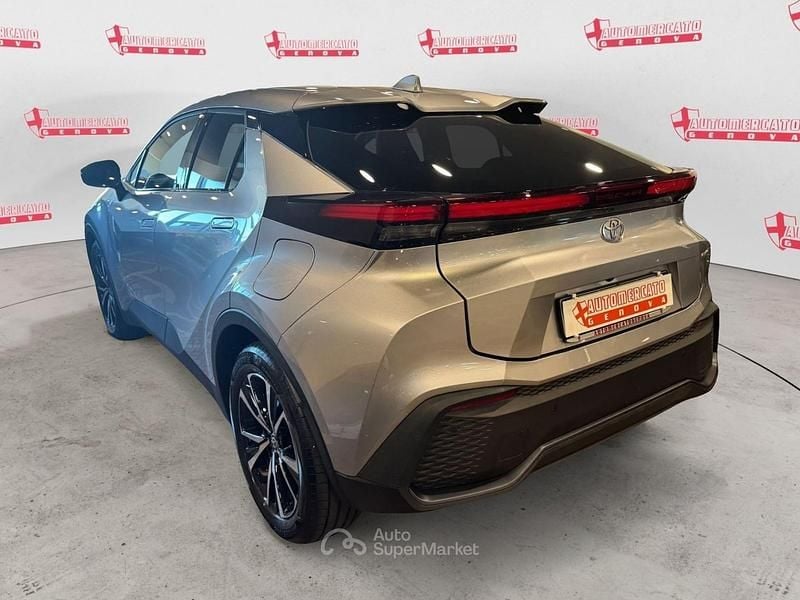 Usata Toyota C-HR Trend 140 CV (102 kW) 2025 Grigio SUV