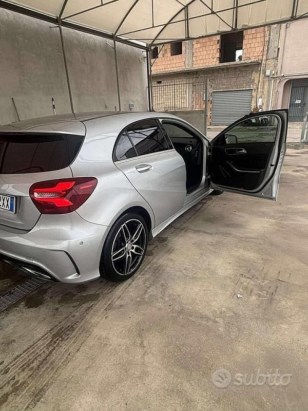 Usata Mercedes A200 Premium 2016 Grigio Berlina
