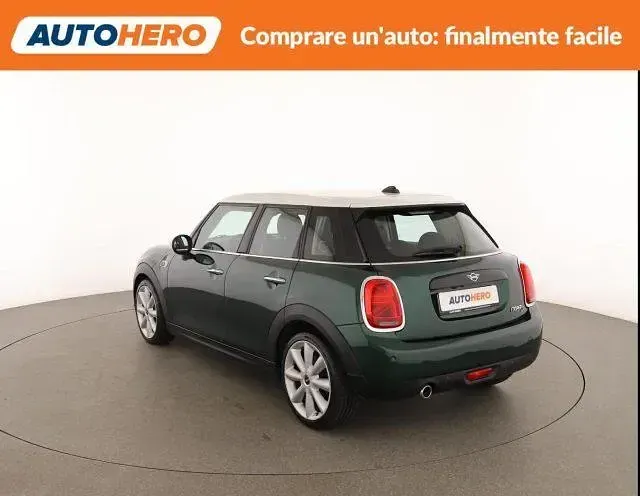 Käytetty Mini Cooper D 116 HP (85 kW) 2019 Vihreä Viistoperä