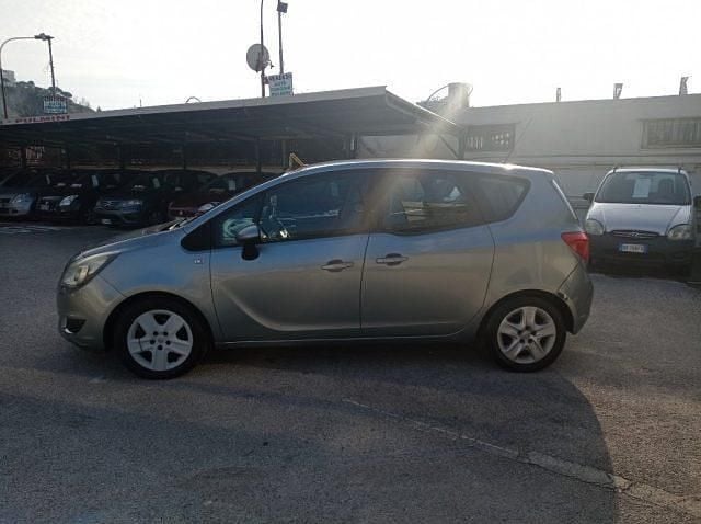 Usata Opel Meriva Cosmo 100 CV (73 kW) 2014 Grigio Monovolume