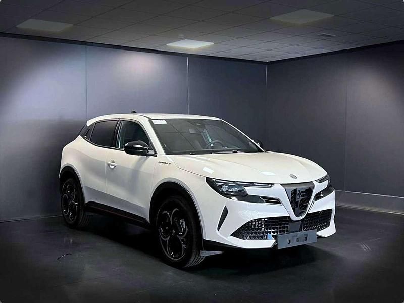 Nuova Alfa Romeo Junior Edizione Speciale 136 CV (100 kW) 2025 Bianco SUV