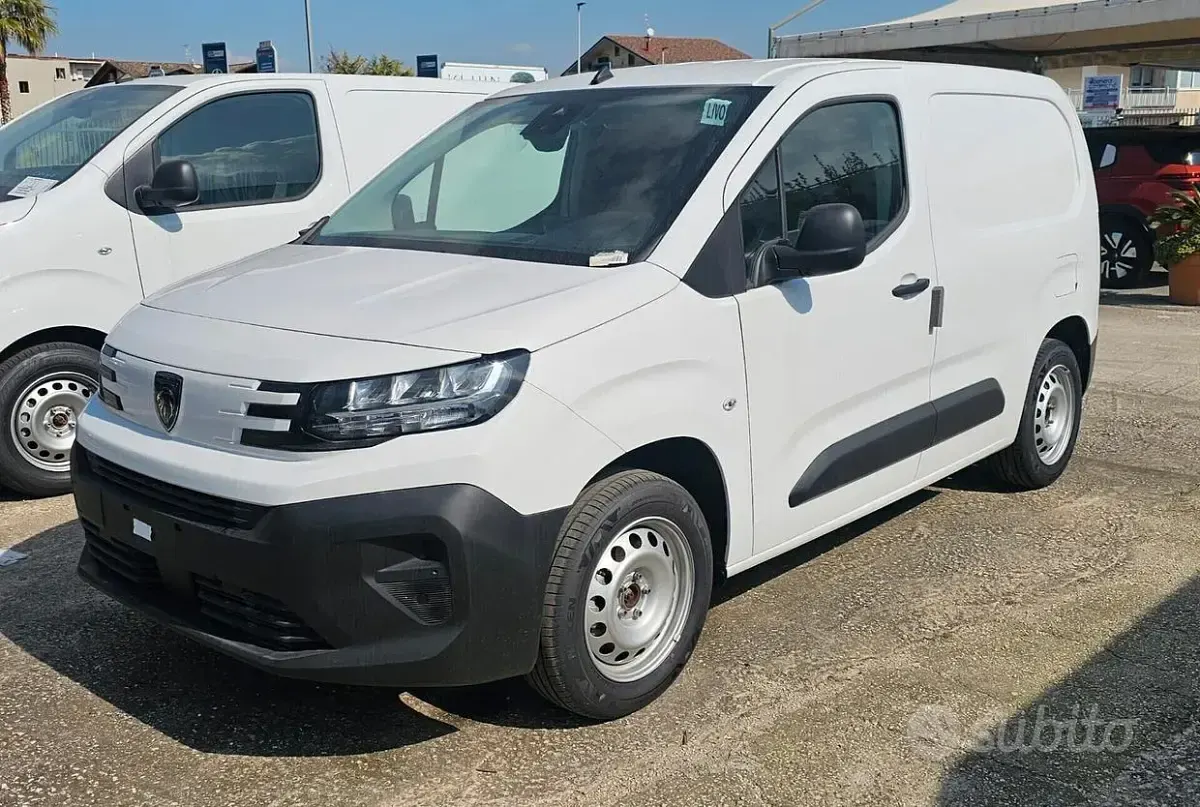 Neu Peugeot Partner 102 PS (75 kW) 2026 Weiß Van / Kleinbus