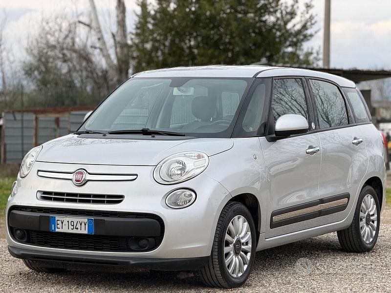 Usata Fiat 500L Lounge 105 CV (77 kW) 2014 Grigio Monovolume