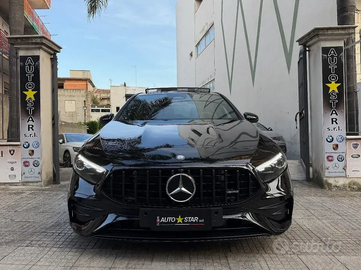 Usata Mercedes A35 AMG AMG Line Premium 305 CV (224 kW) 2025 Nero Berlina