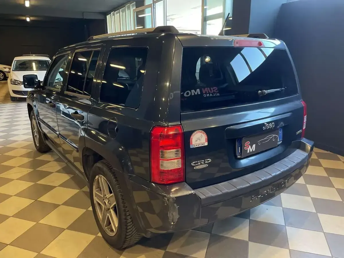 Usata Jeep Patriot Limited 140 CV (102 kW) 2008 Blu/azzurro SUV
