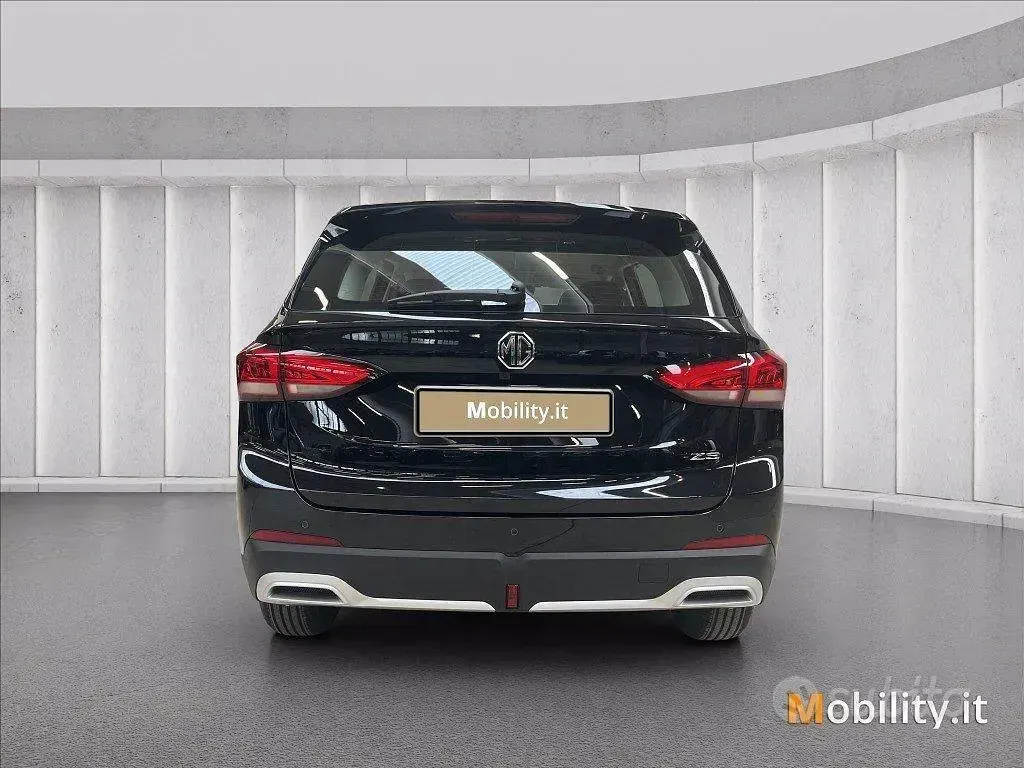 Nuova MG ZS 116 CV (85 kW) 2026 Nero SUV