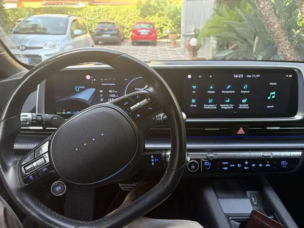 Usata Hyundai Ioniq 6 80 kW (110 CV) 2023 Nero Berlina