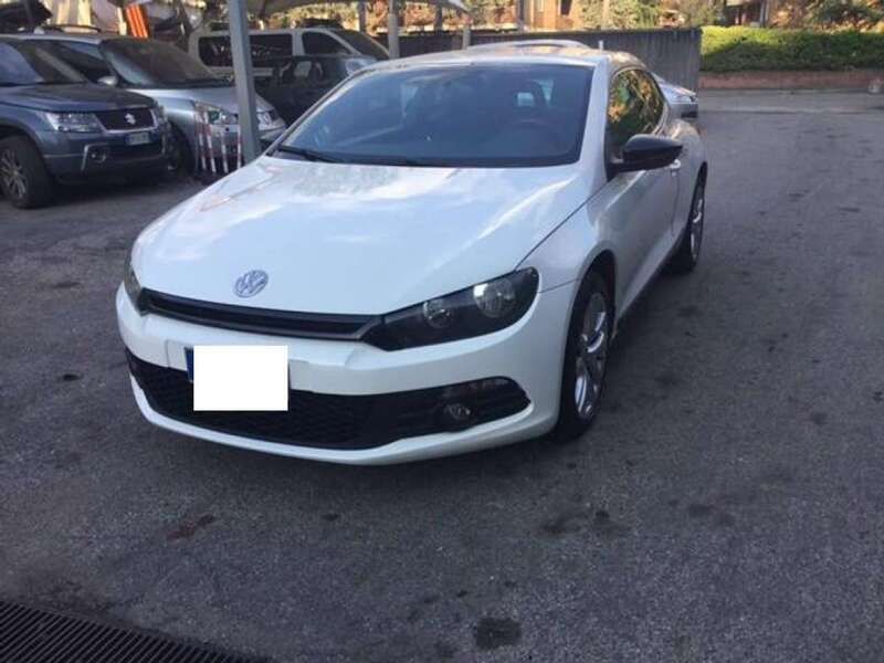 Usata VW Scirocco 122 CV (89 kW) 2011 Bianco metallizzato Coupé