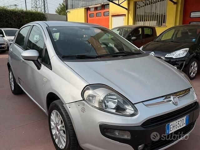 Brugt Fiat Punto Pop 78 HK (57 kW) 2012 Grå Hatchback