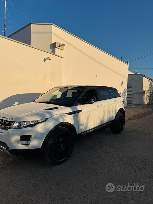Bianco Usata 2015 Land Rover Range Rover evoque Tre volumi | 13.500 € (Ottimo prezzo) - Immagine 1/4