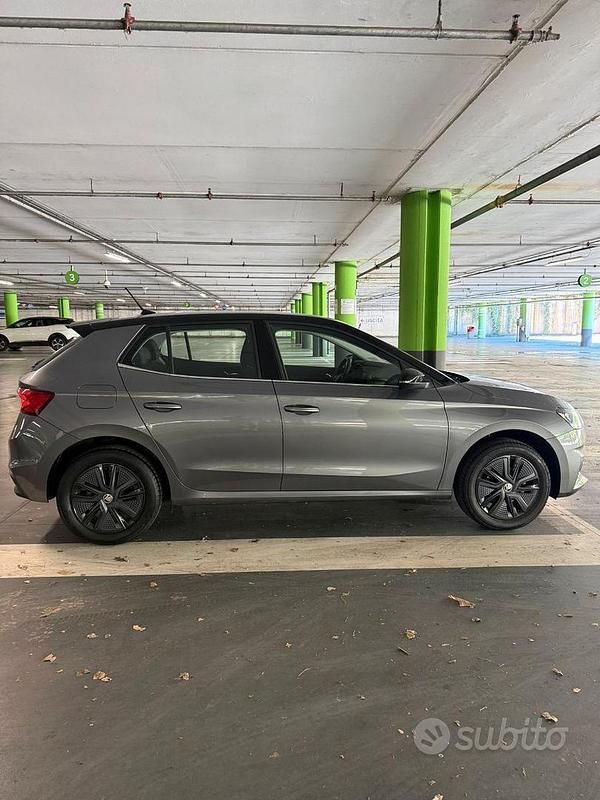 Usata Skoda Fabia Style 95 CV (69 kW) 2023 Grigio Utilitaria