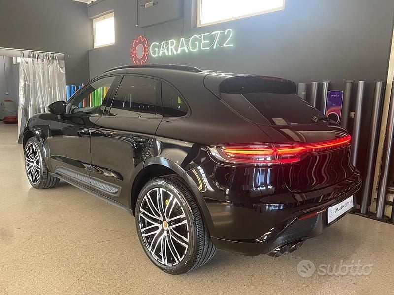 Gebraucht Porsche Macan 250 PS (183 kW) 2018 Schwarz SUV