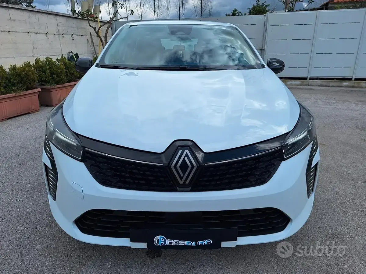 Usata Renault Clio V Evolution 91 CV (66 kW) 2025 Bianco Berlina