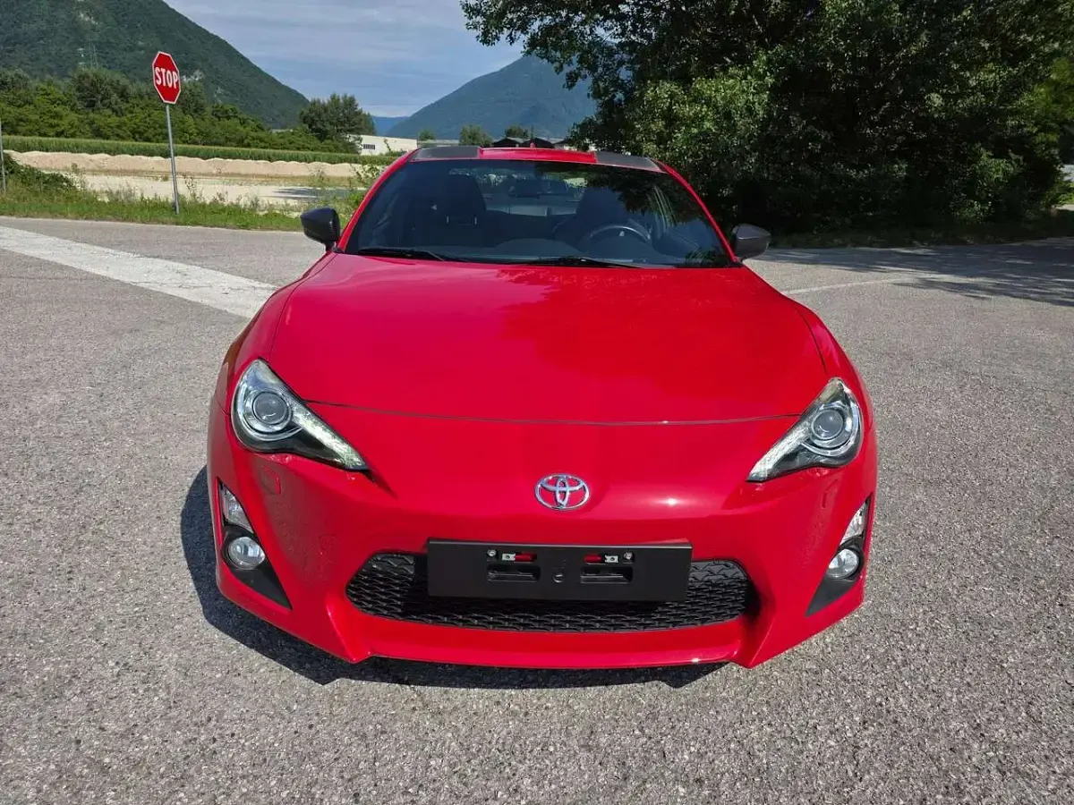 Usata Toyota GT86 Edition 200 CV (147 kW) 2016 Rosso Coupé