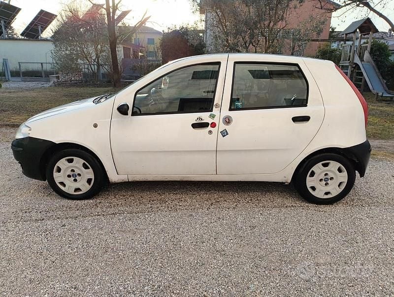 Usata Fiat Punto 2004 Bianco Utilitaria