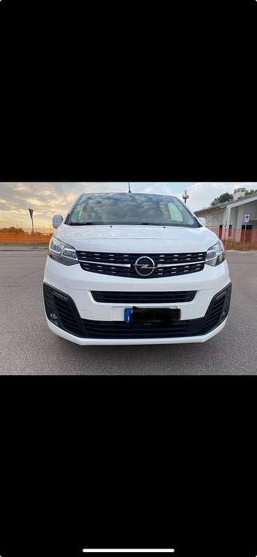 Usata Opel Zafira Life Business 144 CV (105 kW) 2021 Monovolume
