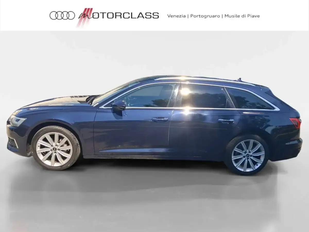 Usata Audi A6 Business 204 CV (150 kW) 2021 5u blu firmamento metallizzato Station wagon