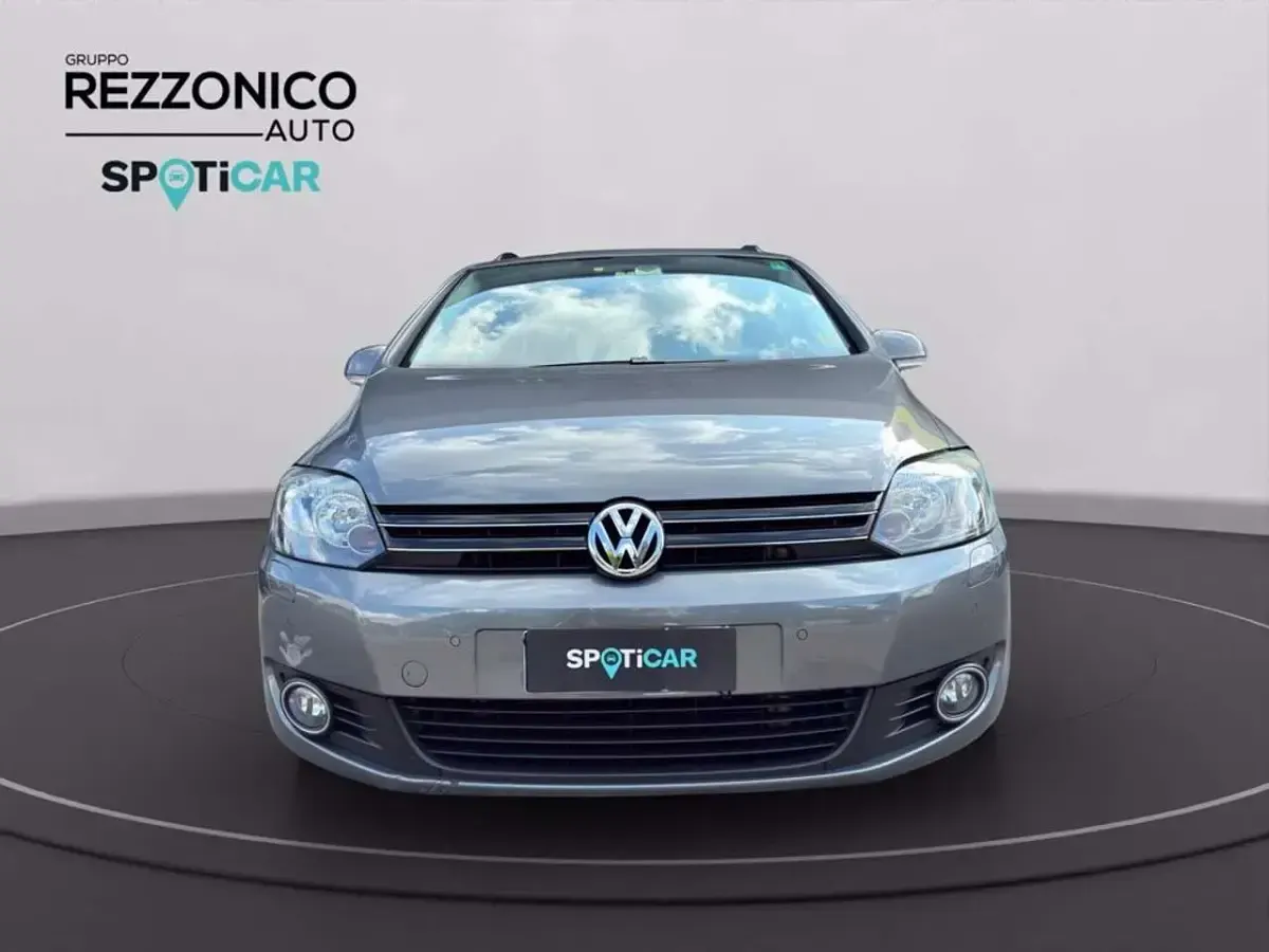 Usata VW Golf Plus Cross Comfortline 105 CV (77 kW) 2013 Grigio metallizzato Utilitaria