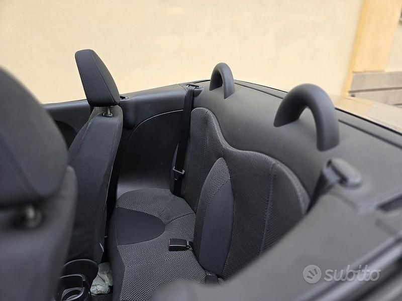 Usata Nissan Micra C+C 110 CV (80 kW) 2009 Grigio Cabrio