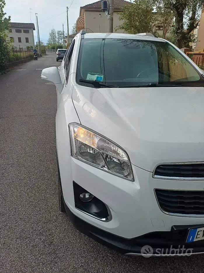 Usata Chevrolet Trax 131 CV (96 kW) 2014 Bianco SUV