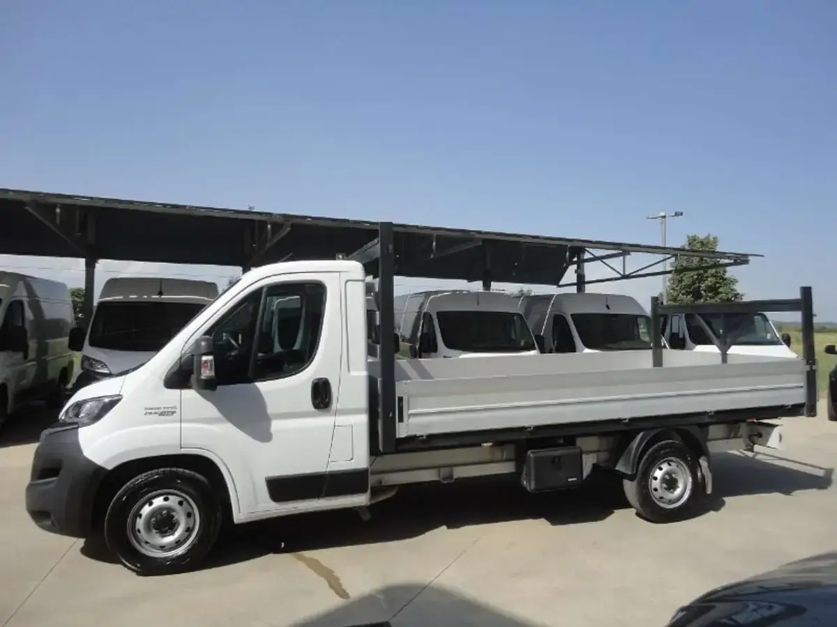 Usata Fiat Ducato 140 CV (102 kW) 2022 Bianco Furgone