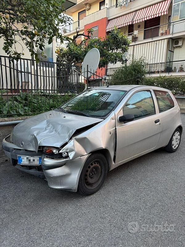 Usata Fiat Punto 1999 Grigio