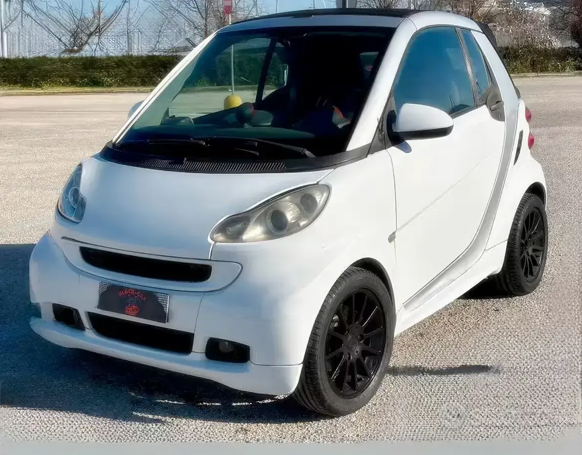 Usata Smart ForTwo Cabrio Brabus 98 CV (72 kW) 2009 Bianco Cabrio