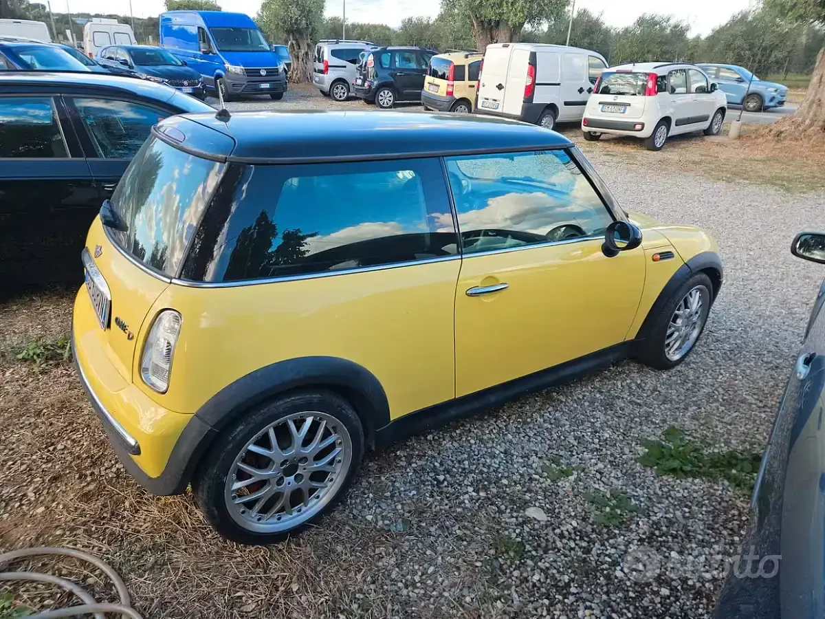 Usata Mini One D 75 CV (55 kW) 2004 Giallo Utilitaria